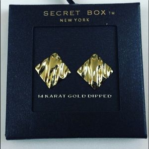 14 kt Gold Dipped Hammered Stud Earrings